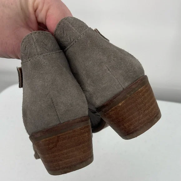 lucky brand follia gray perforated pointed toe ankle boots - Picture 7 of 10